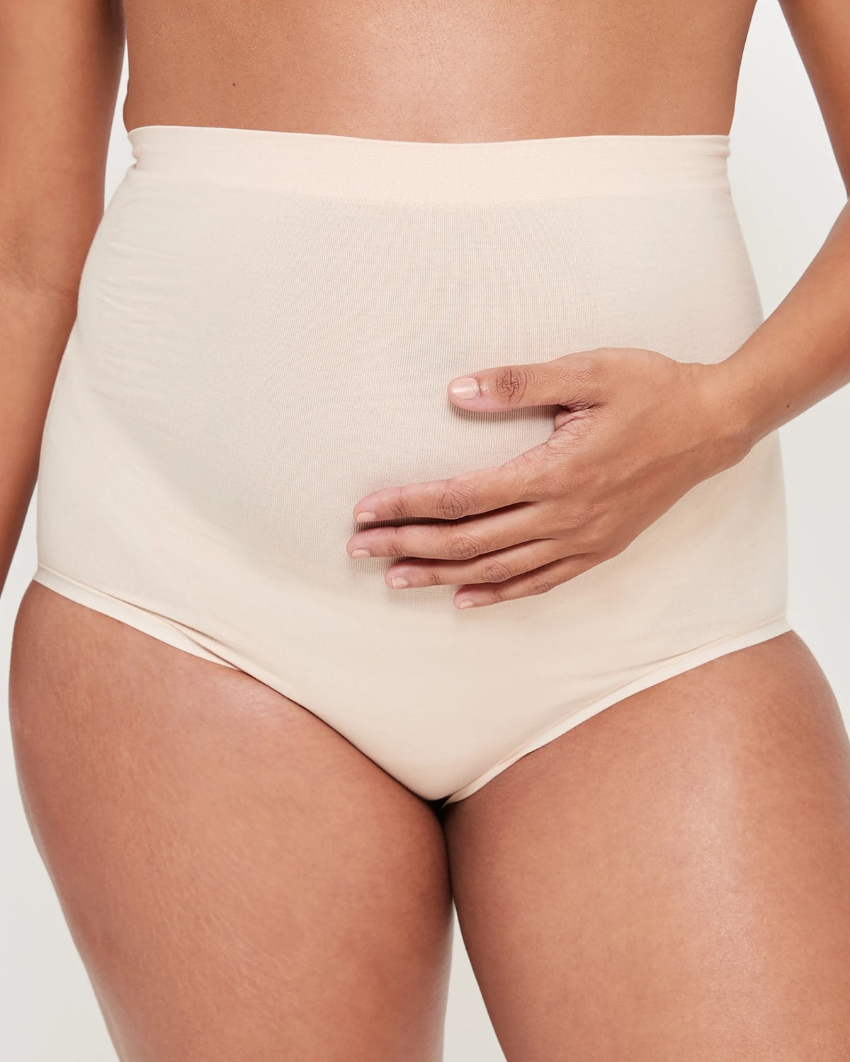 Emma Jane Maternity Seamfree Over The Belly Briefs Size 14/16 Natural