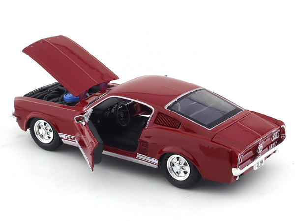 Maisto 1:24 1967 Ford Mustang GT Red Diecast Alloy Scale Model Car