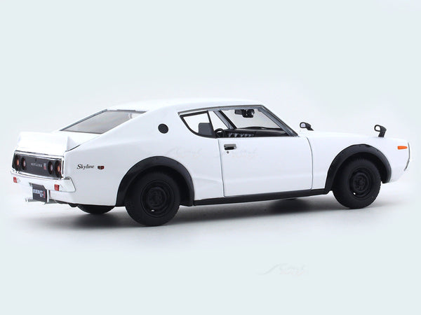 Maisto 1973 Nissan Skyline 2000GT-R 1:24 Licensed Diecast Alloy Scale Model Car