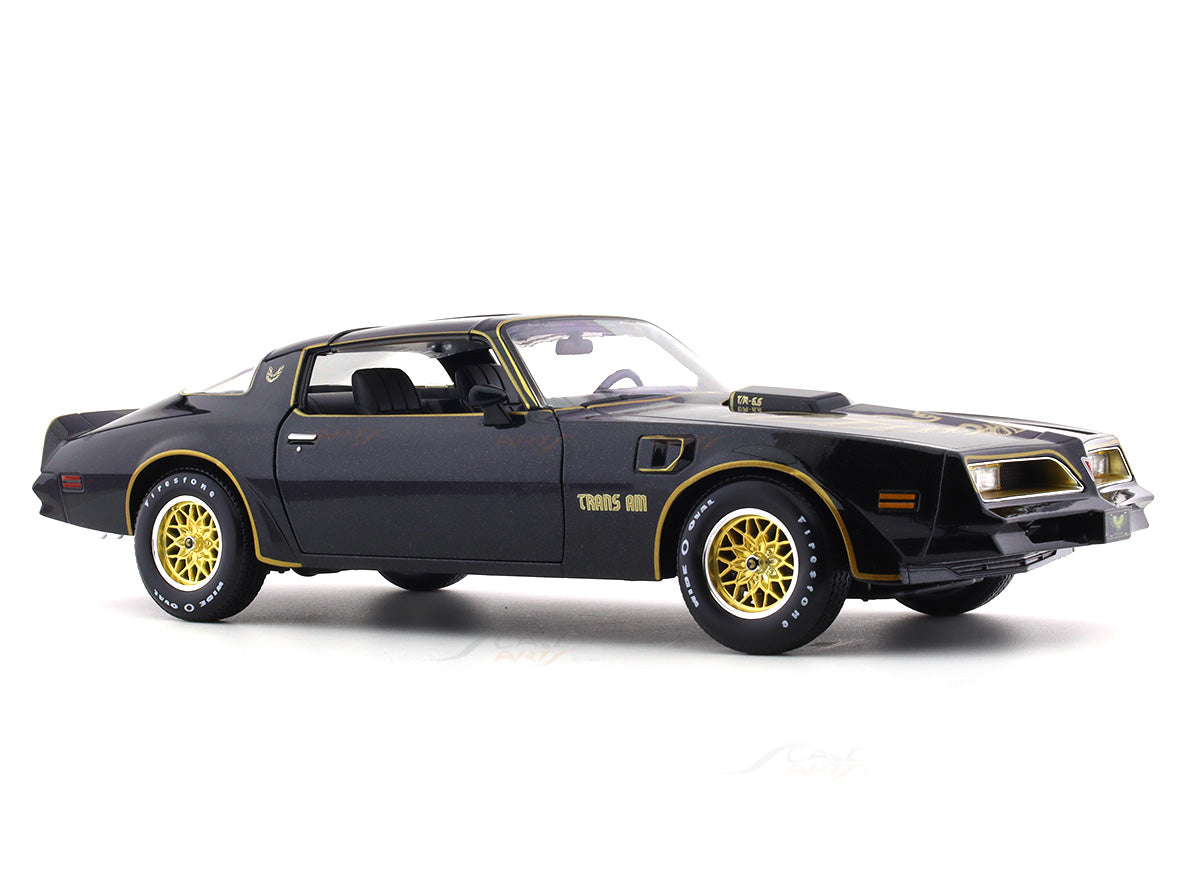 Maisto 1978 Pontiac Firebird Trans Am Diecast Model 1:18 Scale Blue