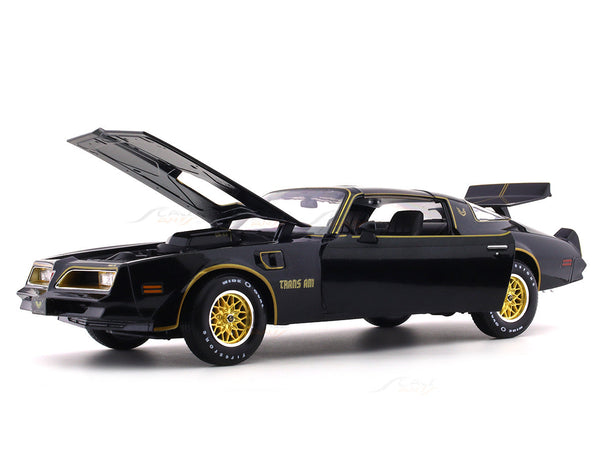 Maisto - 1/18 Scale Model Compatible with Pontiac Firebird Trans AM 1978 Classic Car Model Collectible - Assorted