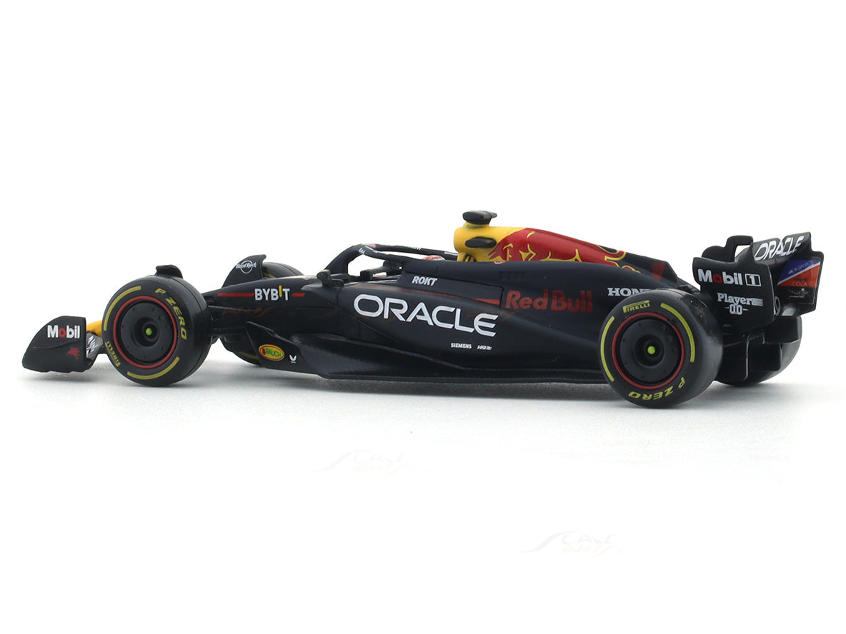 2024 Oracle Red Bull No. 1 Max Verstappen 1:43 Bburago Formula 1 diecast scale model car
