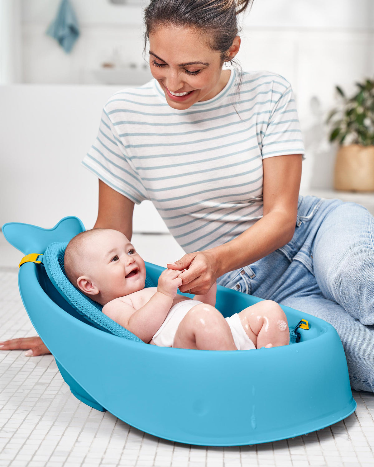 Skip Hop Moby Smart Sling 3-Stage Tub