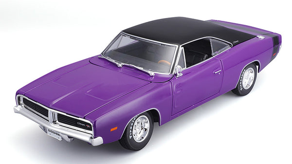 Maisto 1969 Dodge Charger R/T Purple 1:18 scale model licensed diecast