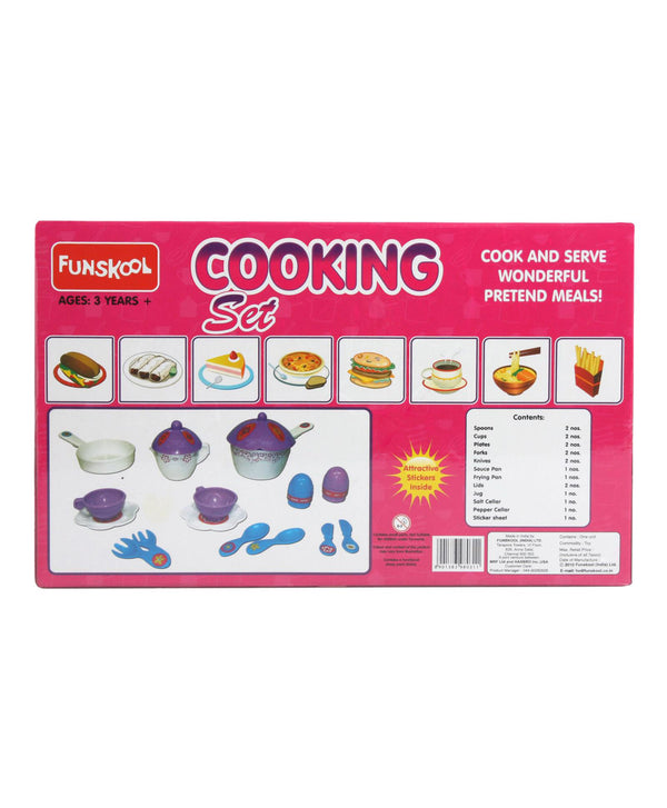 Giggles Cooking Set