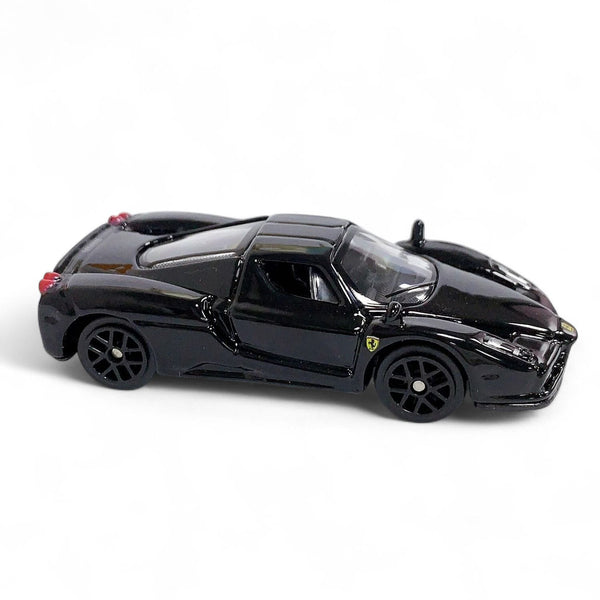 Bburago Enzo Ferrari 1:64 Scale