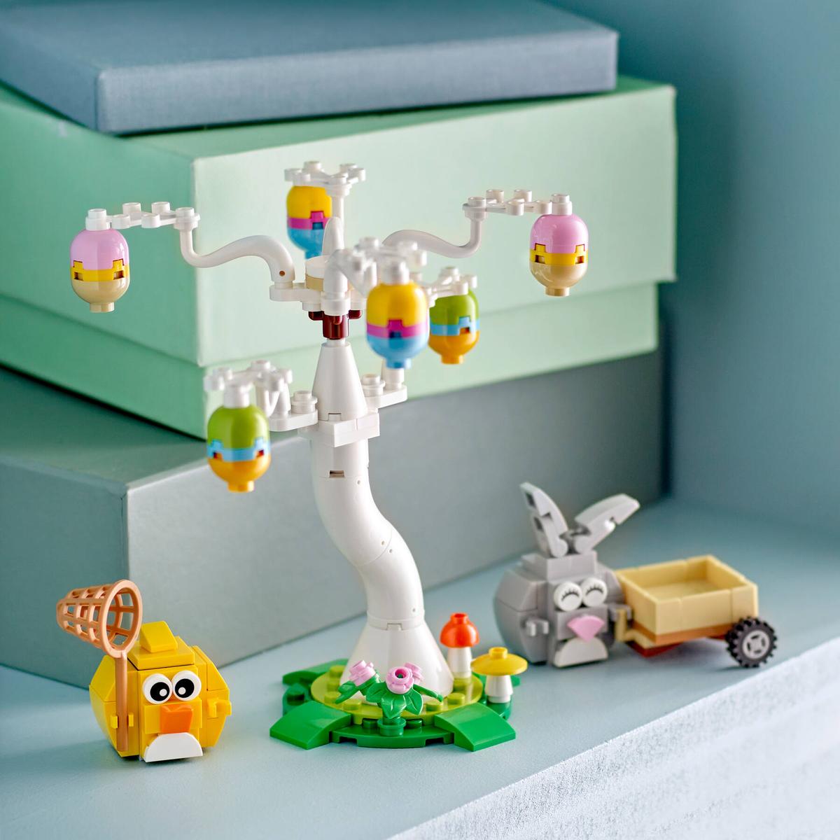 LEGO Easter Bunny and Chick Egg Hunt 140 Pieces 14 × 15 × 10 cm Multicolour