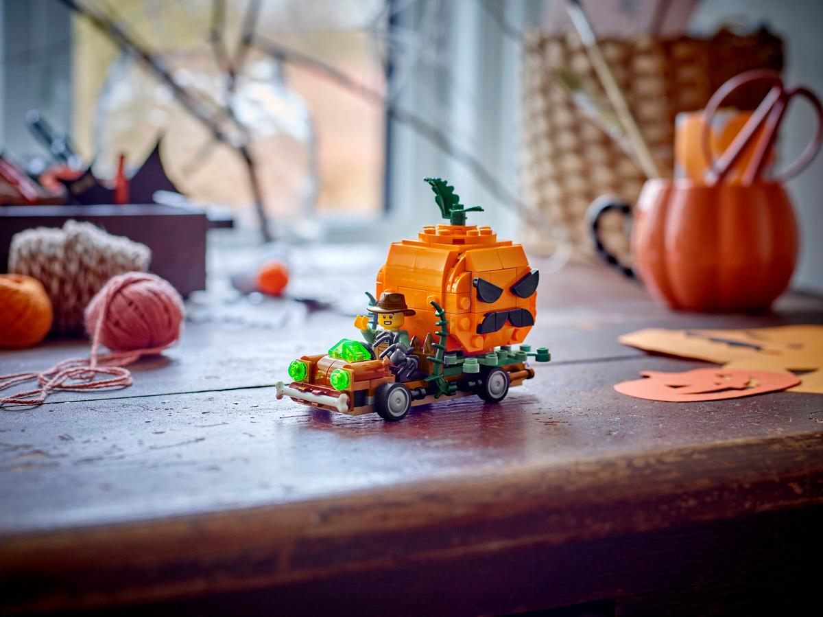 LEGO Jack-O'-Lantern Pickup Truck 177 Pieces 8 × 6 × 10 cm Multicolour