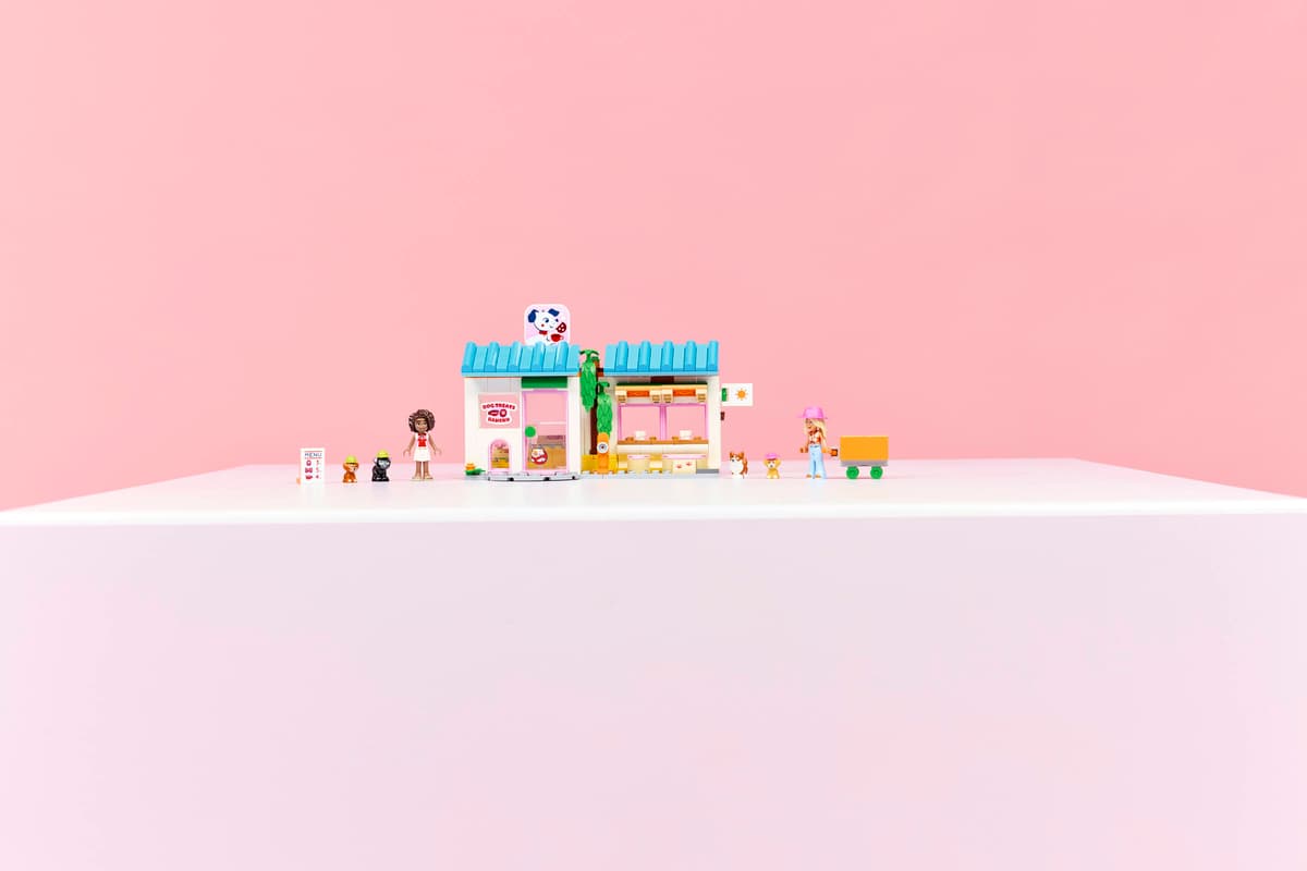LEGO Friends Dog Treats Bakery 278 Pieces 12 × 19 × 12 cm Multicolour