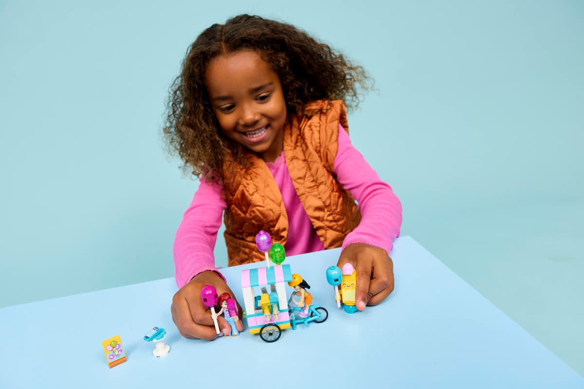 LEGO Friends Ice Cream & Balloon Stand 107 Pieces 10 × 8 × 5 cm Multicolour