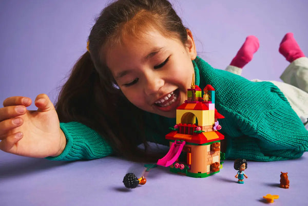 LEGO Disnex Encanto Mini House 5+ 186Pcs 43261