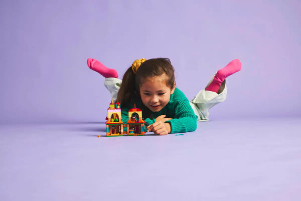 LEGO Disnex Encanto Mini House 5+ 186Pcs 43261