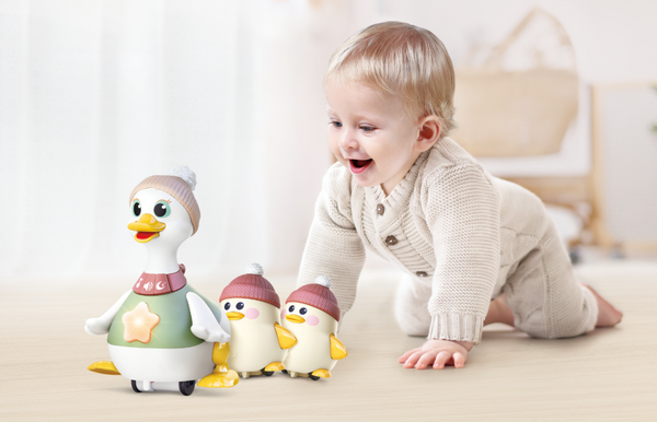 Hola Waddling Duck Family With 2 Baby Ducks 6M+ Multicolor