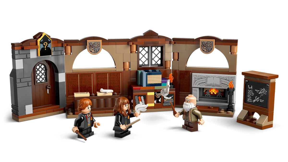 LEGO Harry Potter Hogwarts Castle: Charms Class 204 Pieces 8 × 24 × 7 cm Multicolour