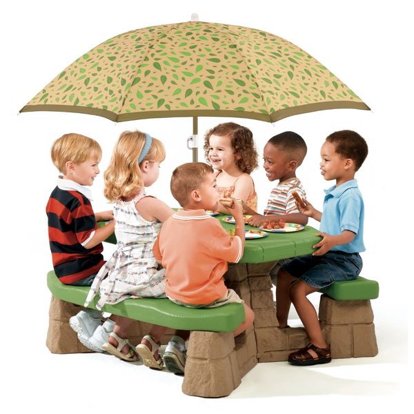 Step2 Naturally Playful Picnic Table with Umbrella