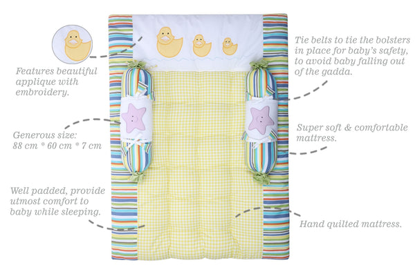 Abracadabra Gadda Set With Two Bolsters - 123