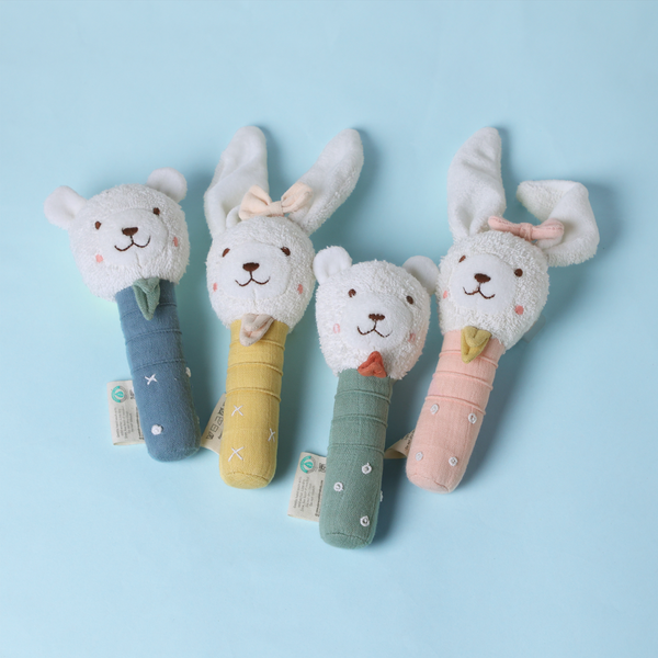 Abracadabra Hand Rattle - Bear Green 3M+