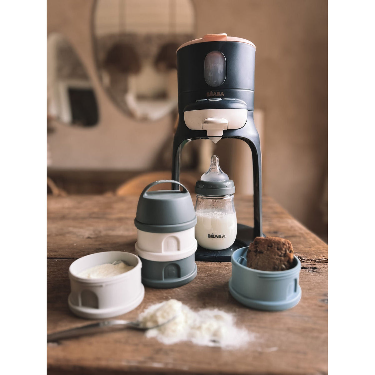 Béaba Formula Milk Container 4 Compartments – Mineral Grey / Blue