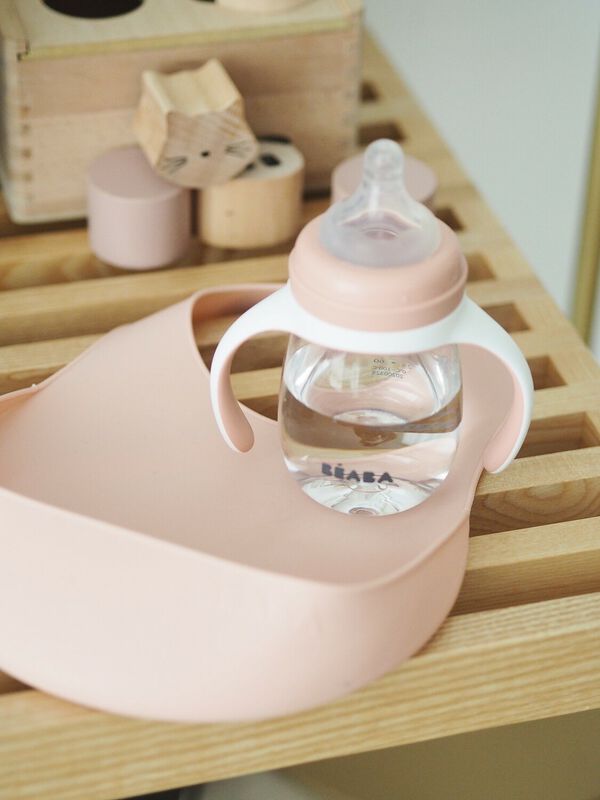 Beaba Silicone Baby Bib old pink