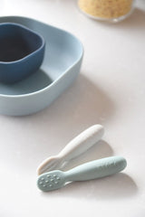 Béaba Silicone Pre-Feeding Spoons Set of 2 – Sage Green & Velvet Grey