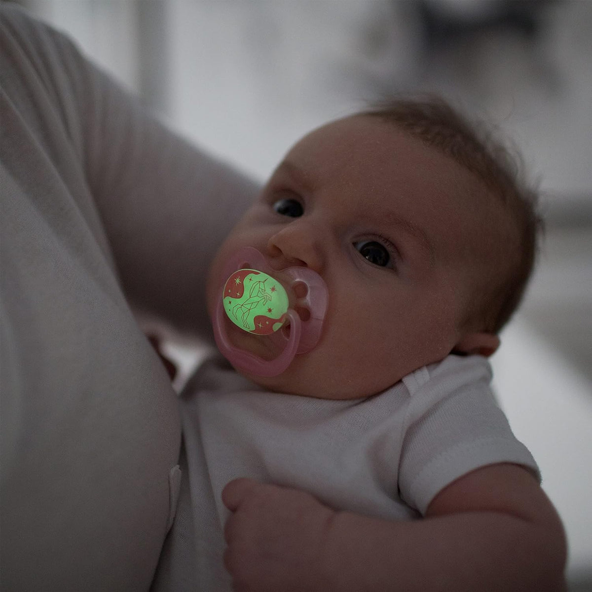 Dr. Brown's Advantage Pacifier Stage 1 0–6M Blue Glow in the Dark Pack of 2