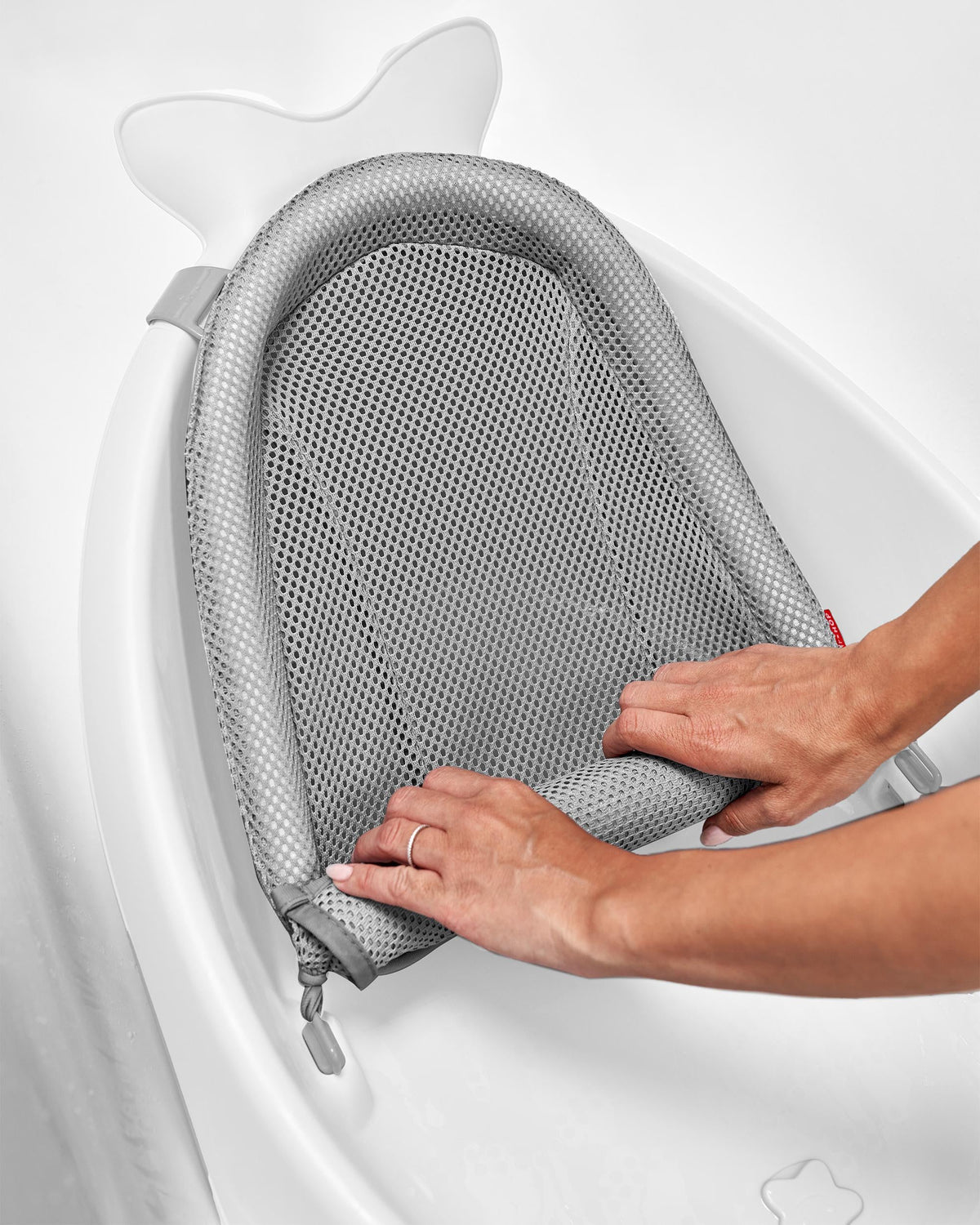Skip Hop Moby Smart Sling 3 - Stage Tub White