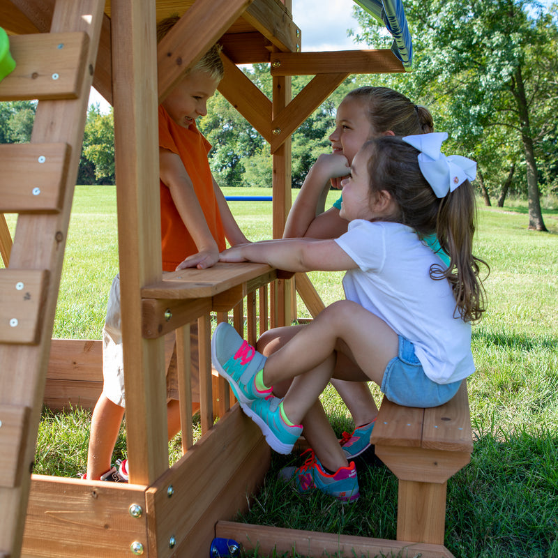 Backyard Discovery Northbrook Play Tower (Incl. Swings)