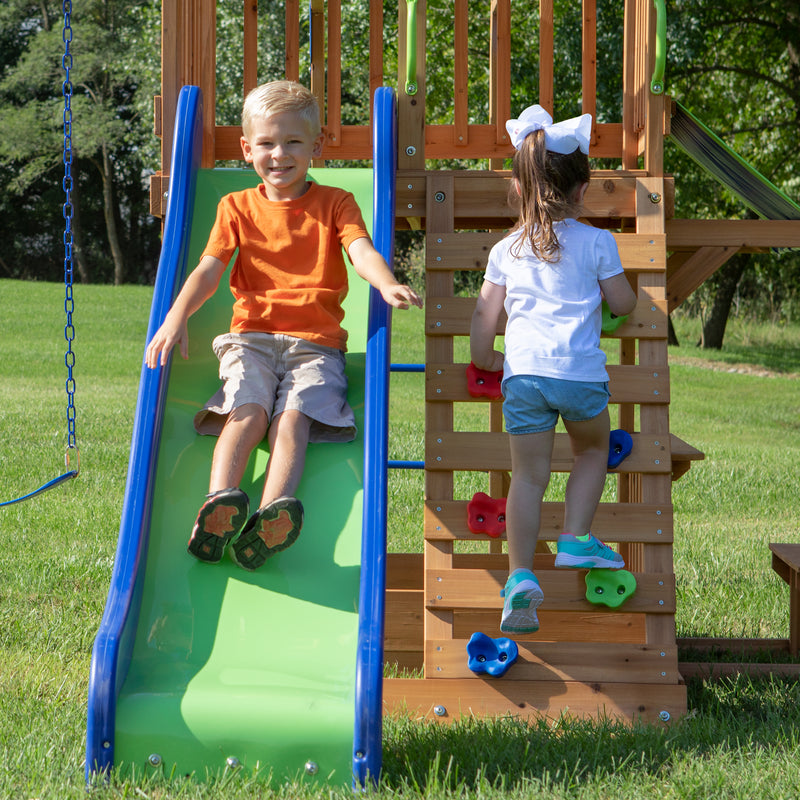 Backyard Discovery Northbrook Play Tower (Incl. Swings)