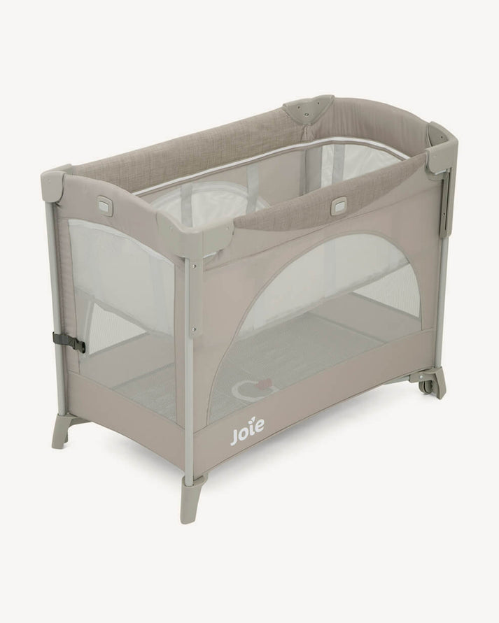 Joie Kubbie™ Sleep Bedside Crib & Travel Cot – Satellite