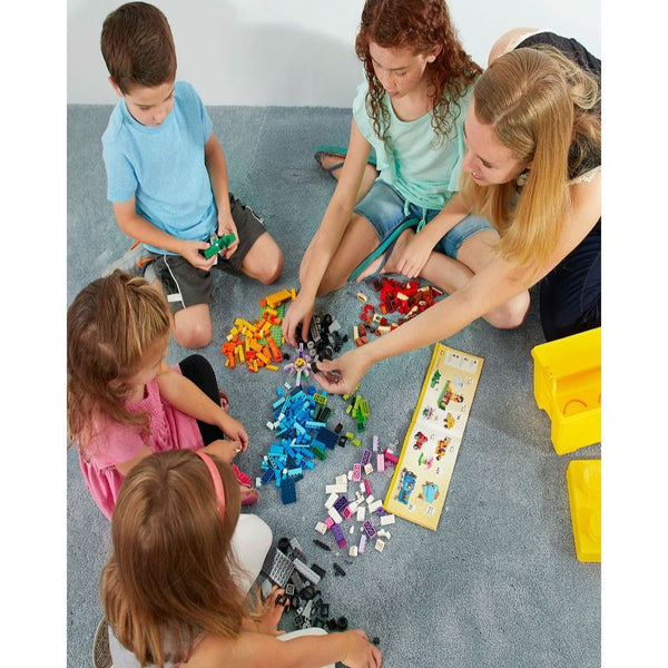 LEGO Classic Large Creative Brick Box 4-99+ 790Pcs 10698