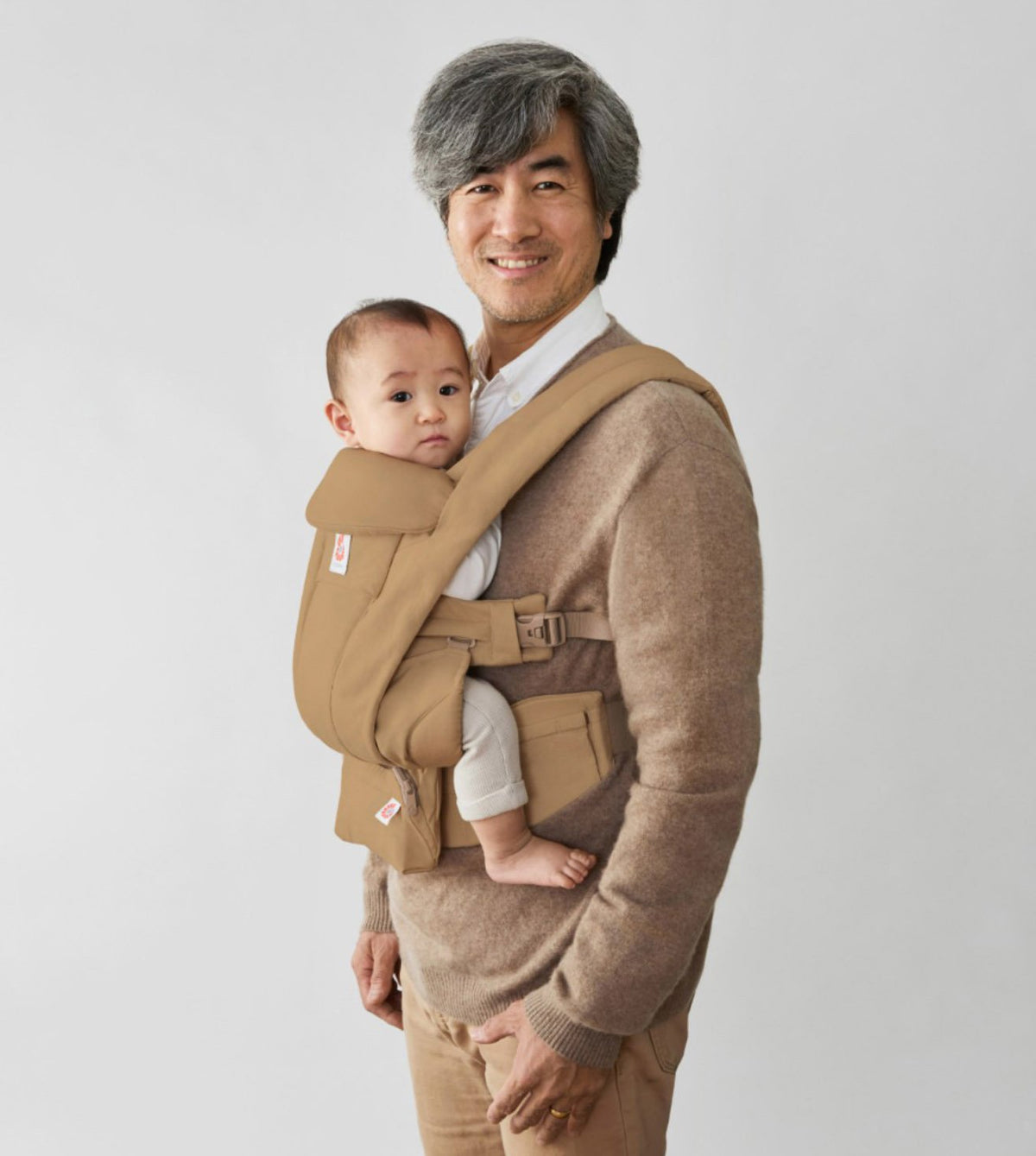 Ergobaby Omni Deluxe Baby Carrier Cotton 0-48 Months Camel
