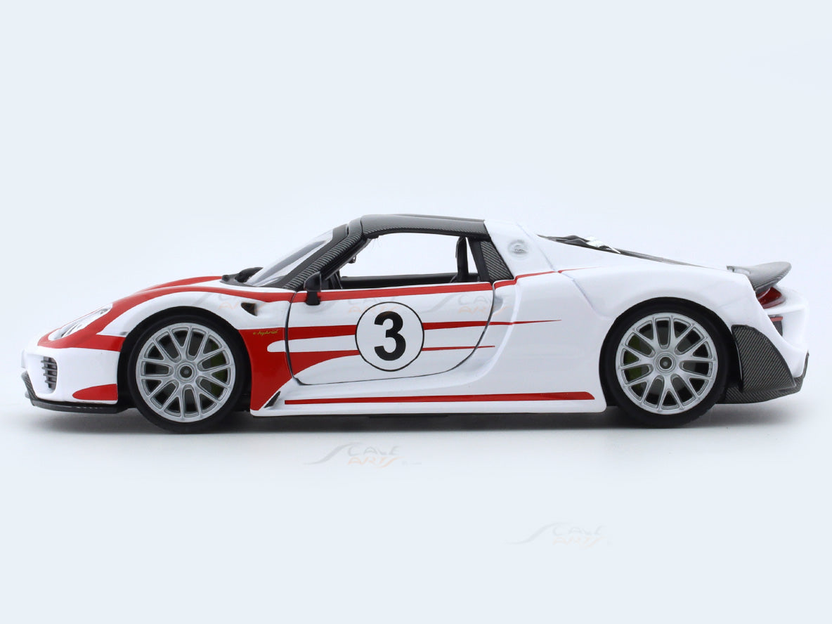Bburago Porsche 918 Weissach 1:24 Scale Model car 14+ 18-98009