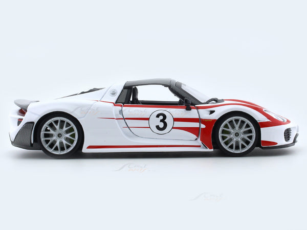 Bburago Porsche 918 Weissach 1:24 Scale Model car 14+ 18-98009