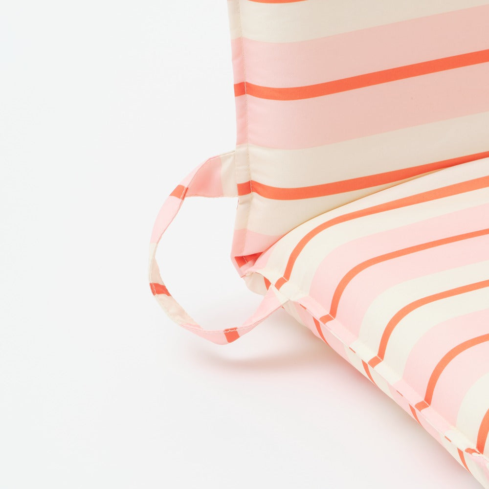 SUNNYLIFE Folding Seat Summer Stripe Strawberry Sorbet