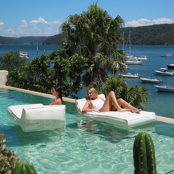 SUNNYLIFE Luxe Lie-On Lounger Casa Blanca