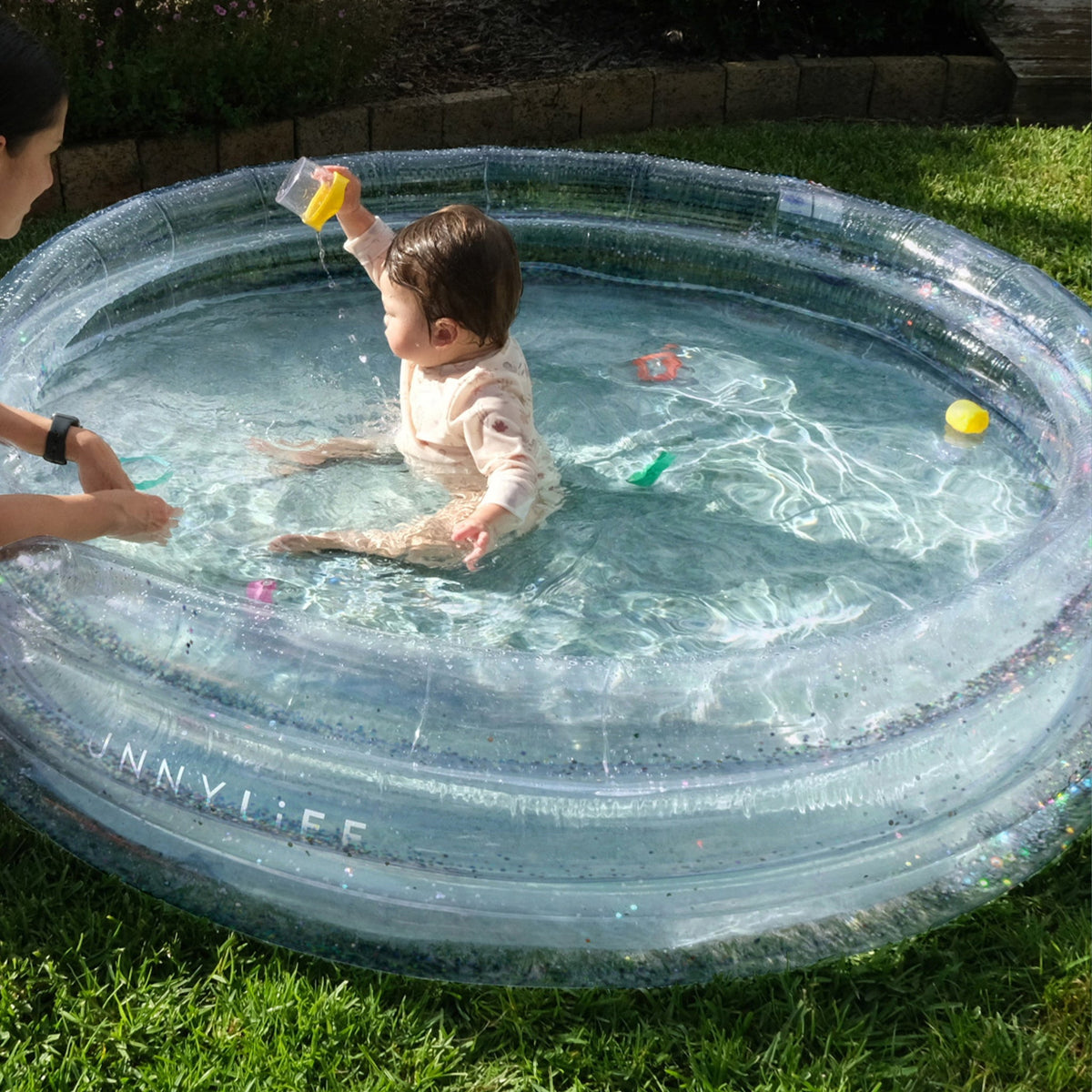SUNNYLIFE Inflatable The Pool - Glitter