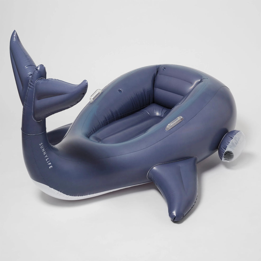 SUNNYLIFE Luxe Ride-On Float Moby Dick Navy
