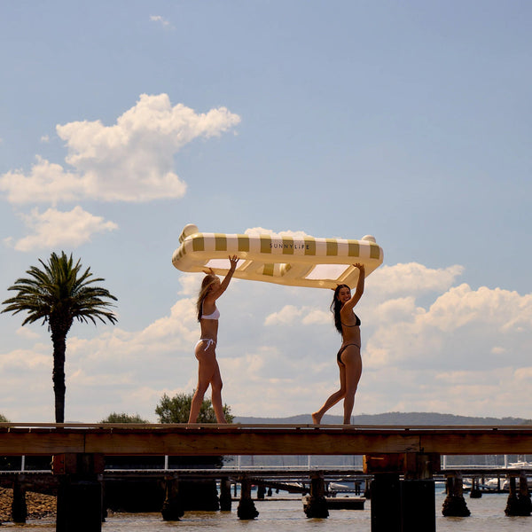 SUNNYLIFE Pool Float Lie On Twin -Hammock Casa Sand Stripe