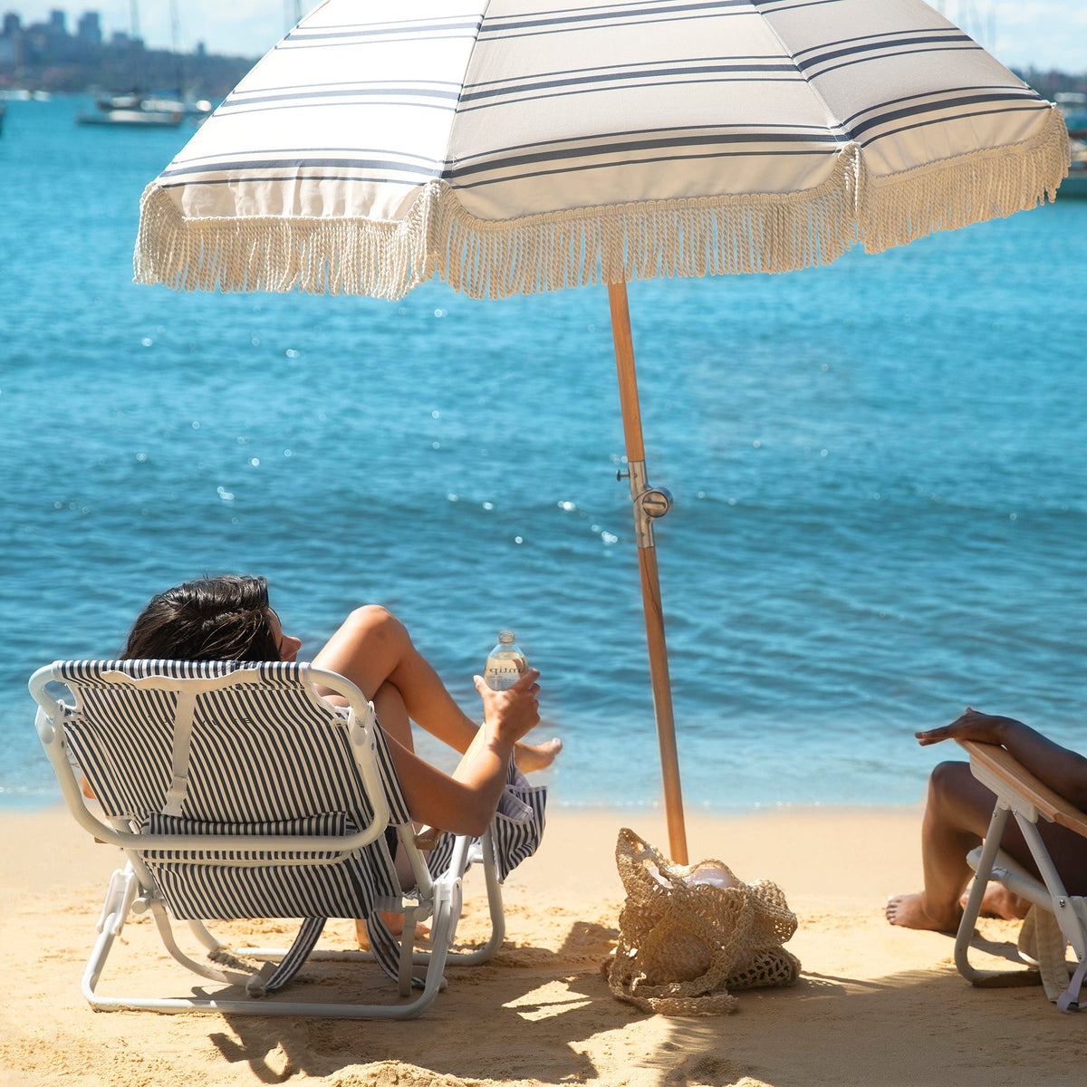 SUNNYLIFE Luxe Beach Chair The Resort Coastal Blue