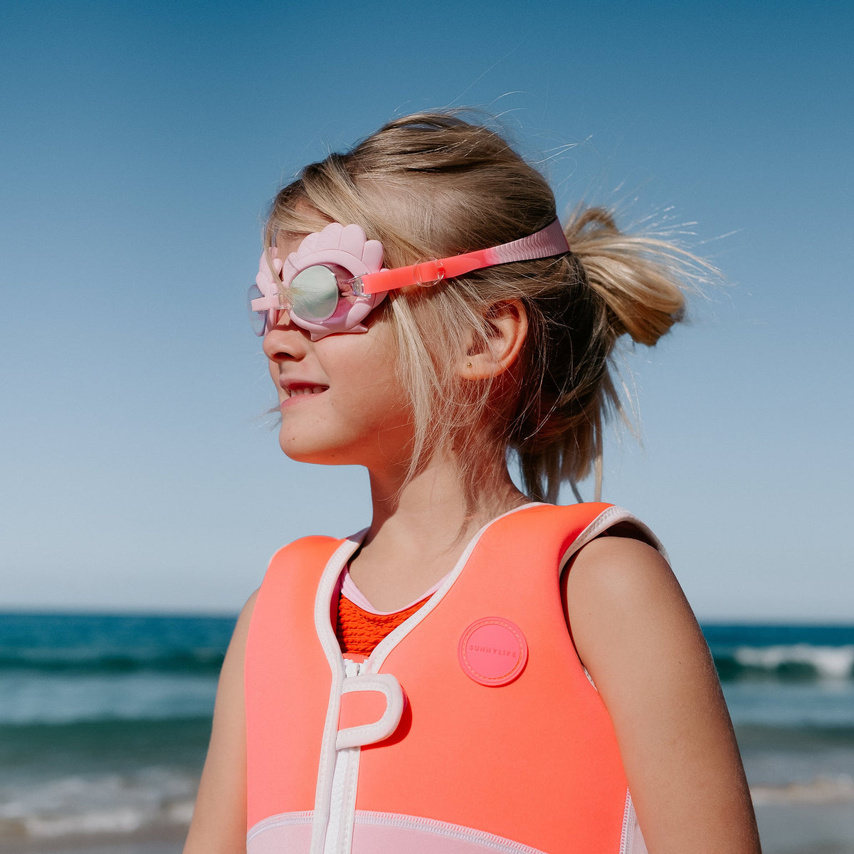 SUNNYLIFE Mini Swim Goggles Melody the Mermaid Neon Strawberry
