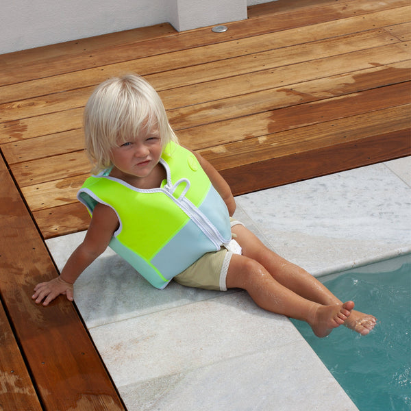 SUNNYLIFE Swim Vest 2-3 Salty the Shark Aqua Neon Yellow