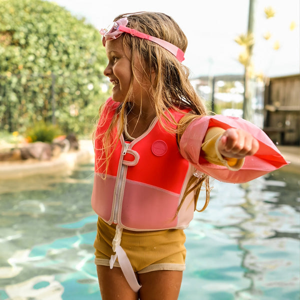 SUNNYLIFE Swim Vest 1-2 Melody the Mermaid Neon Strawberry