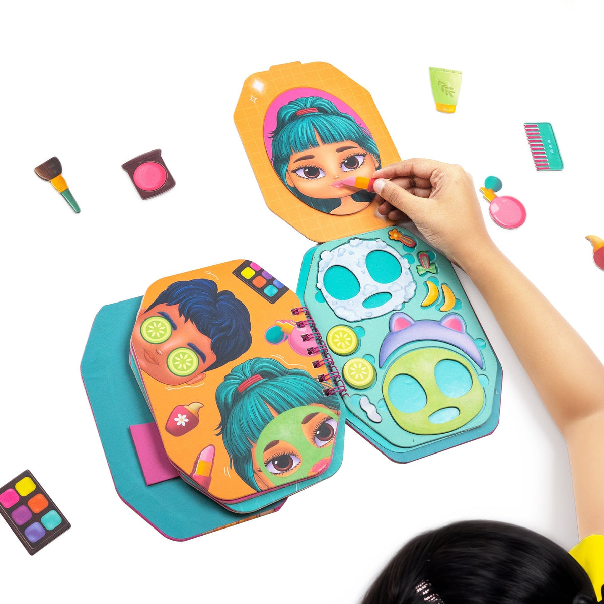 Dabble Yippie Yay! Salon Day! Salon Pretend Playset