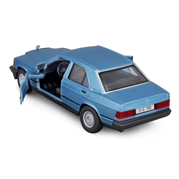 Bburago 1/24 Scale 1987 Mercedes-Benz 190 E 2.6 Diecast Car Model