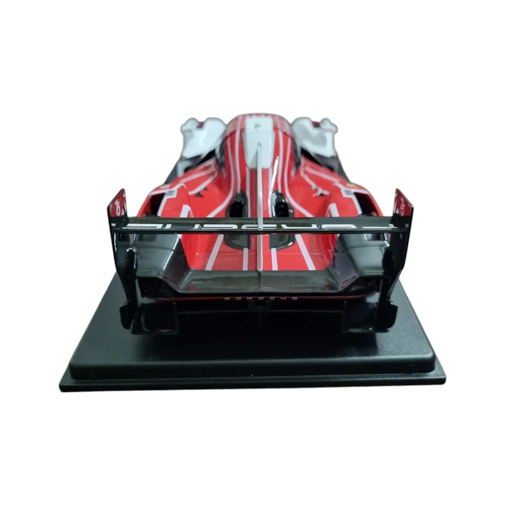 Bburago Race 2023 Porsche 963 #6 1:24 Die-Cast Model
