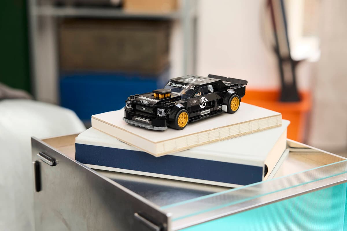 LEGO Speed Champions Ken Block's '65 Ford Mustang Hoonicorn V1 345 Pieces 4 × 16 × 7 cm Black