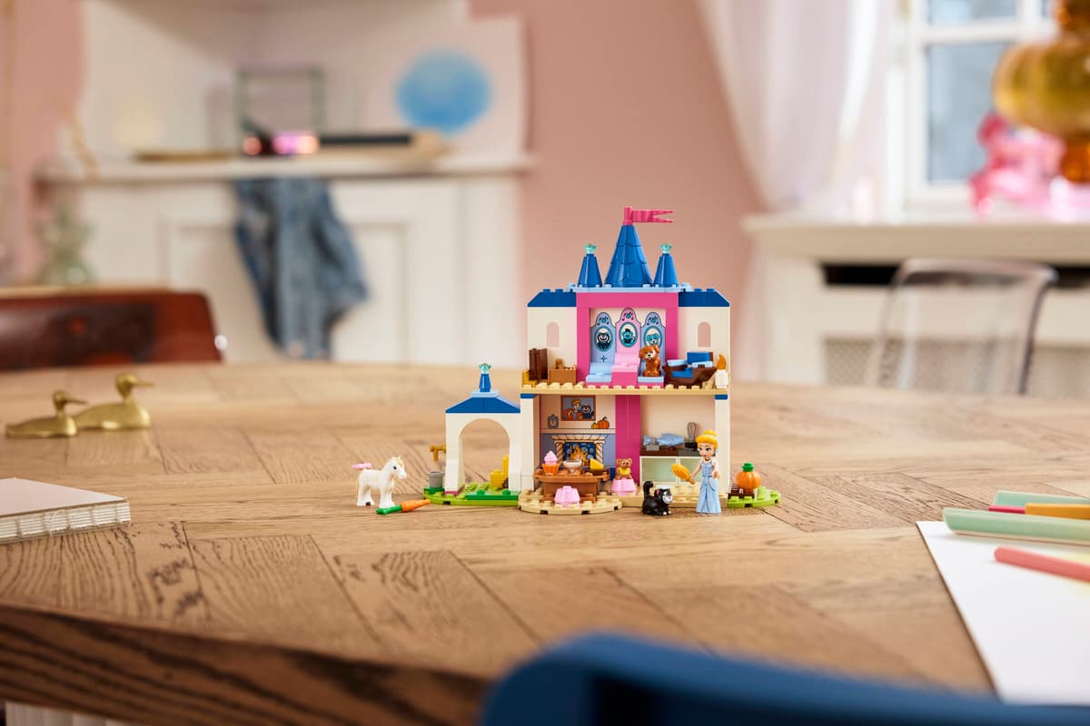LEGO Disney Cinderella Animal Friends Castle 149 Pieces 18 × 22 × 9 cm Multicolour
