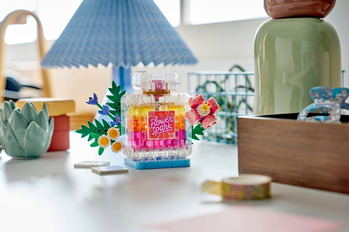 LEGO Creator 3in1 Floral Decor Perfume Bottle 286 Pieces 10 × 9 × 15 cm Multicolour