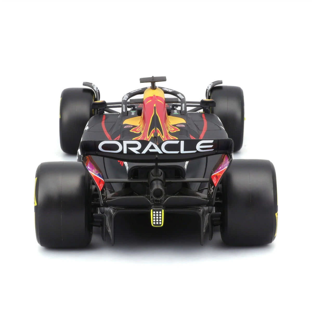 Bburago 1:24 Red Bull RB19 #1 Max Verstappen F1 2023 Diecast Model with Driver