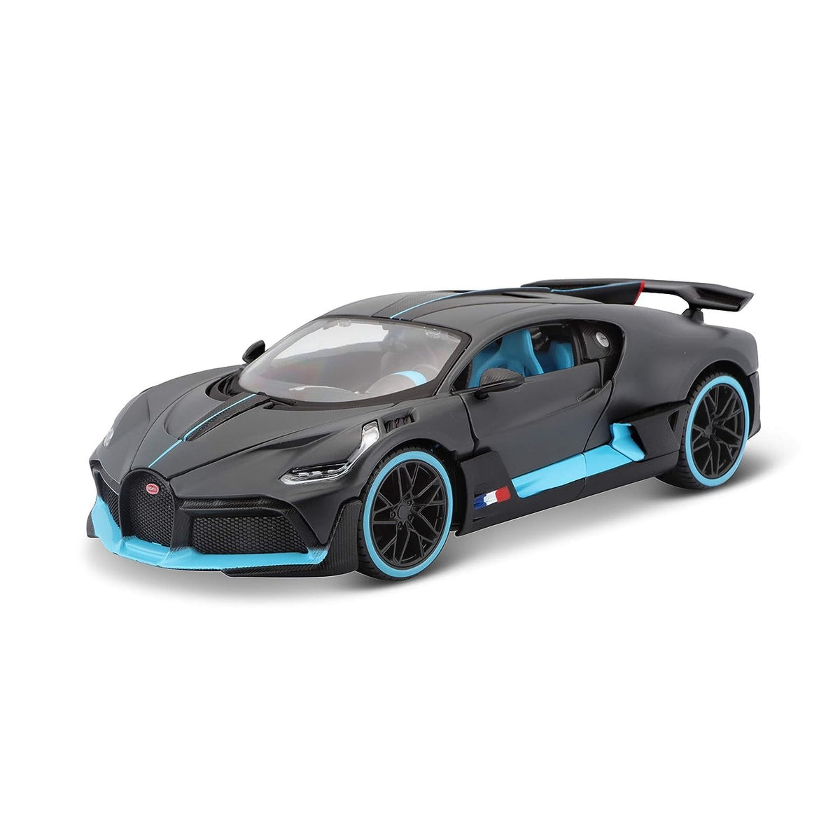 MAISTO BUGATTI DIVO DIE-CAST MODEL CAR 1:24 WHITE